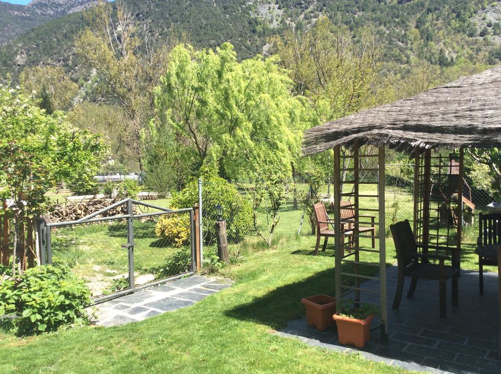 Hotel La Ribera Ribera de Cardós Zewnętrze zdjęcie