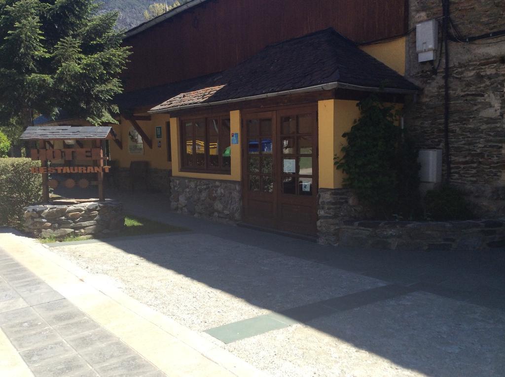 Hotel La Ribera Ribera de Cardós Zewnętrze zdjęcie